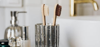 Découvrez les avantages de la brosse à dents écologique en bambou.
