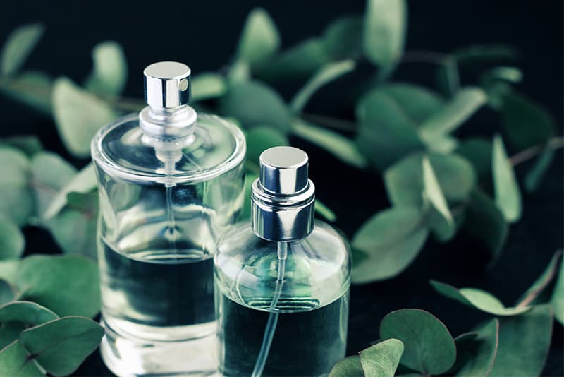 Les marques de parfums cruelty-free prennent de plus en plus d'importance sur le marché.